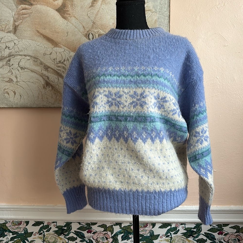 Vintage Ice Knit Blue and Cream Wool Sweater Size Large
